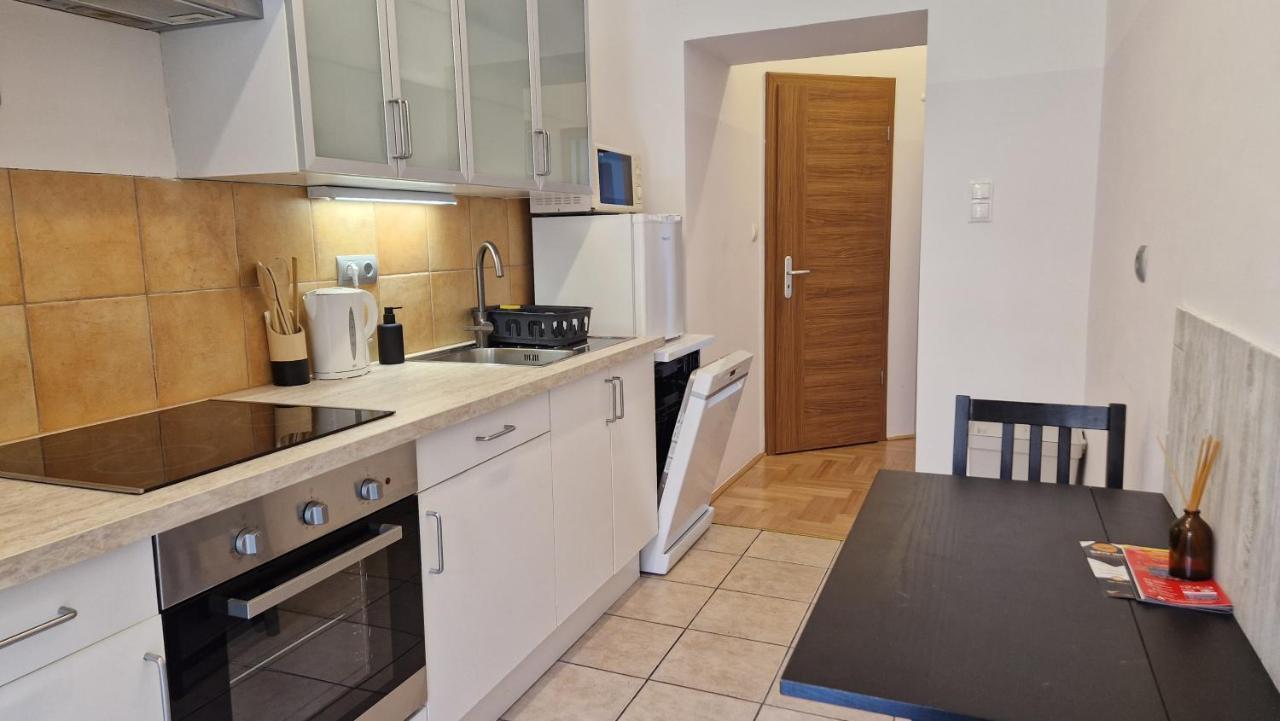 Halasz 2-Bedroom Apartment Near Castle, Free Public Parking Nearby Budapest Eksteriør billede